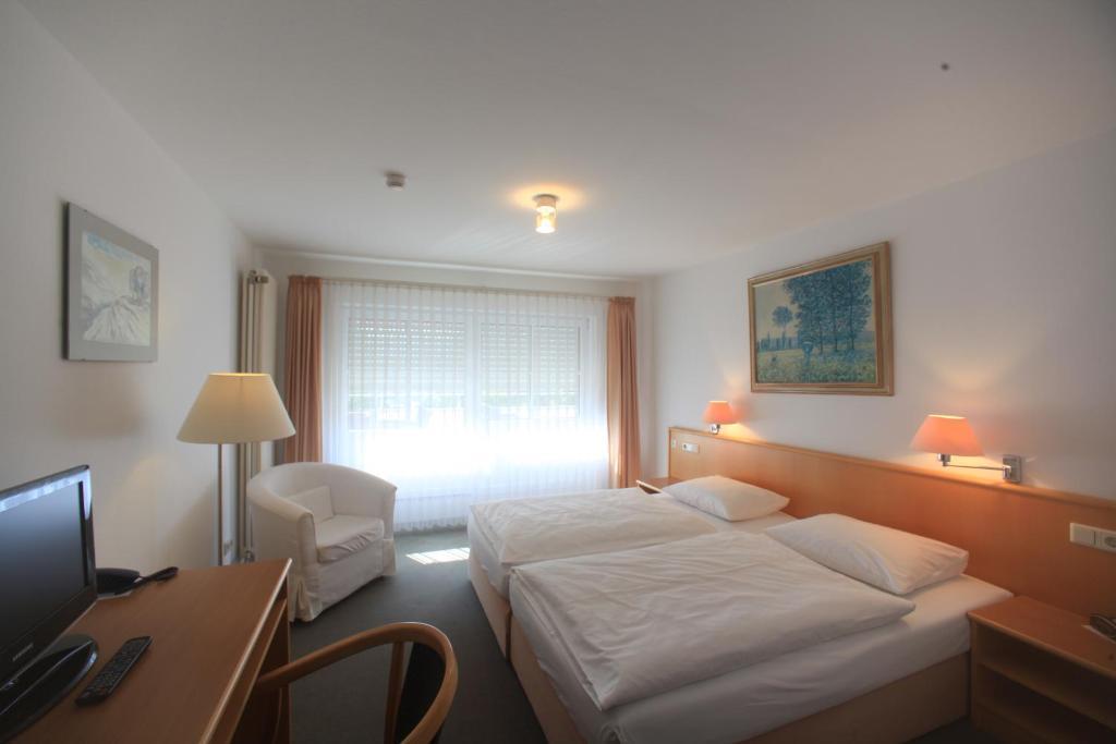Kirchers Park & Wellnesshotel Kaiserstuhl Garni Endingen am Kaiserstuhl Экстерьер фото